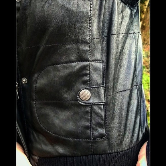 Ci Sono Black Leather vest!!🖤 - Picture 6 of 6